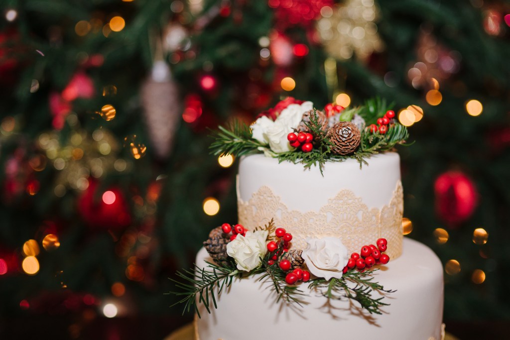 Holiday Wedding Cake